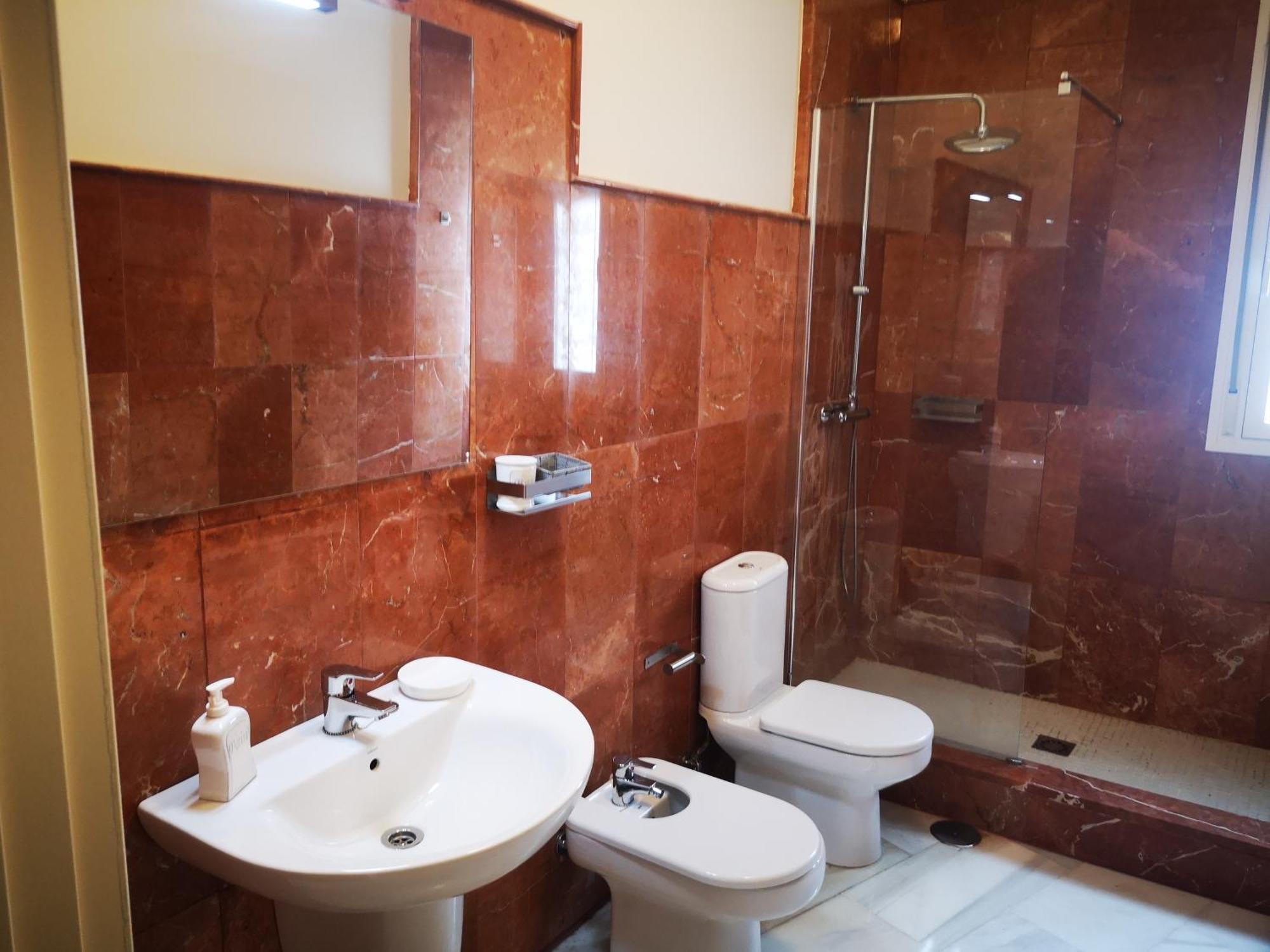 Charming Bright Apartment With Balconies On Cuesta Del Rosario Sevilla Kültér fotó